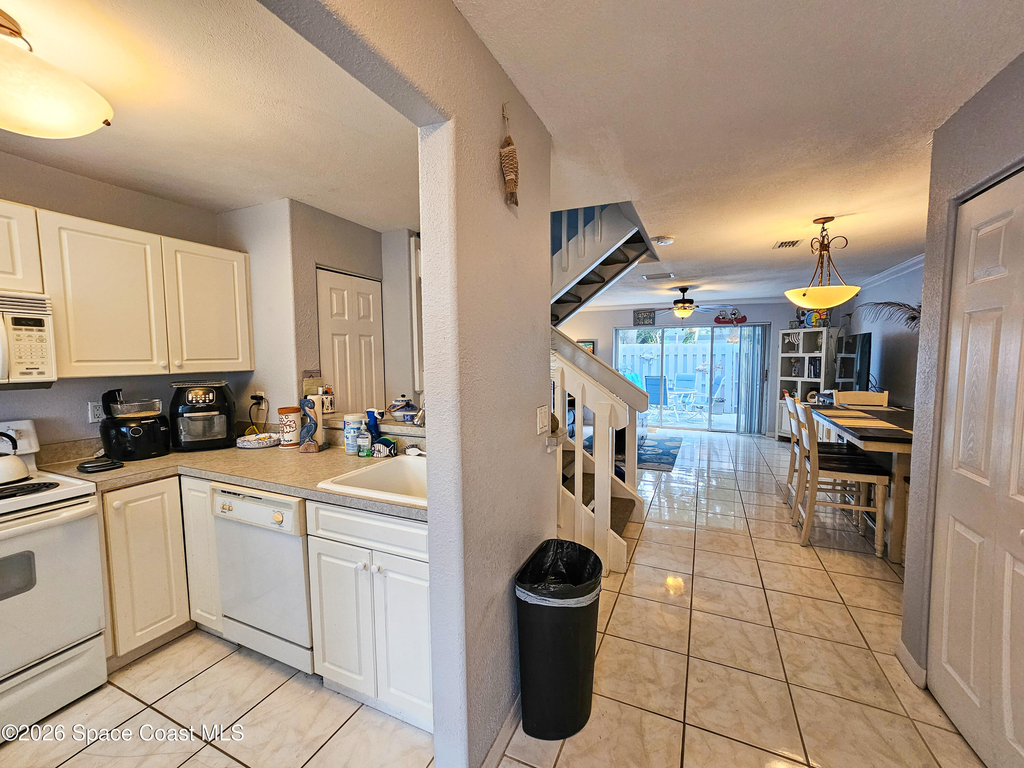 342 Seaport Boulevard - Photo 1