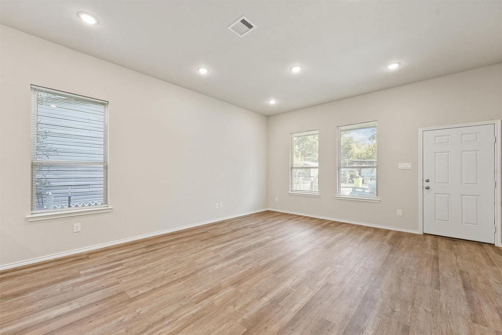 10178 Barberry Street - Photo 6