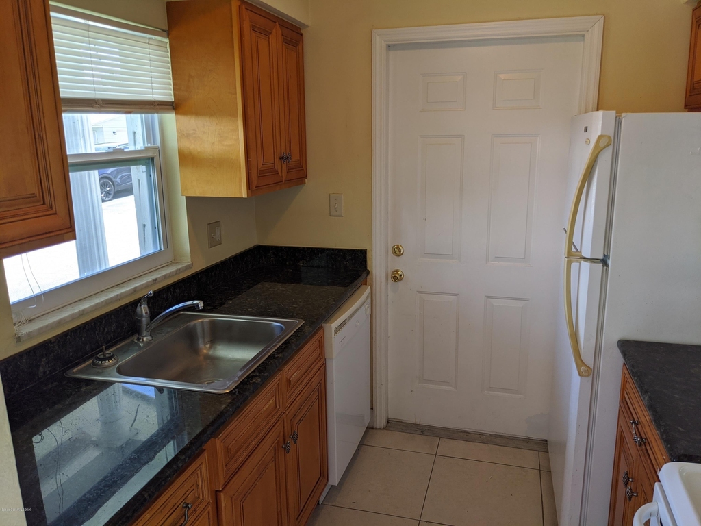 3645 Barna Avenue - Photo 2