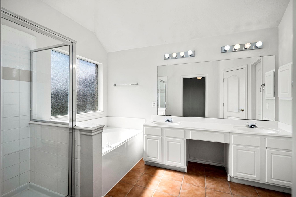 9907 Brandywood Circle - Photo 15
