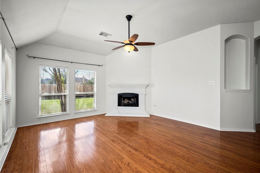 9907 Brandywood Circle - Photo 10