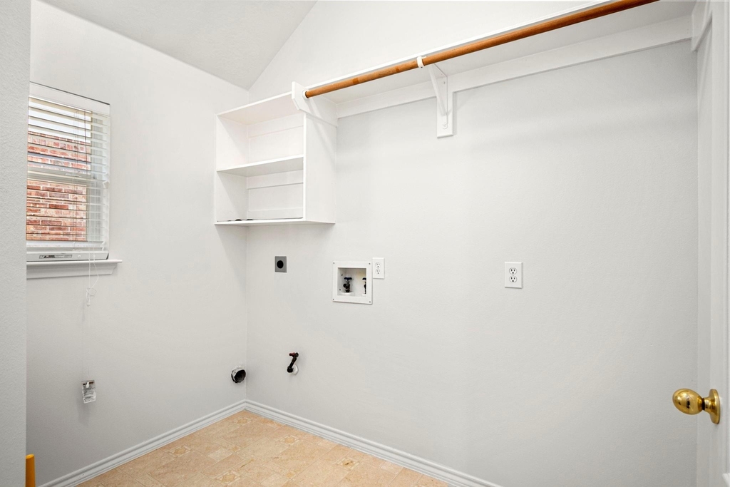 9907 Brandywood Circle - Photo 19