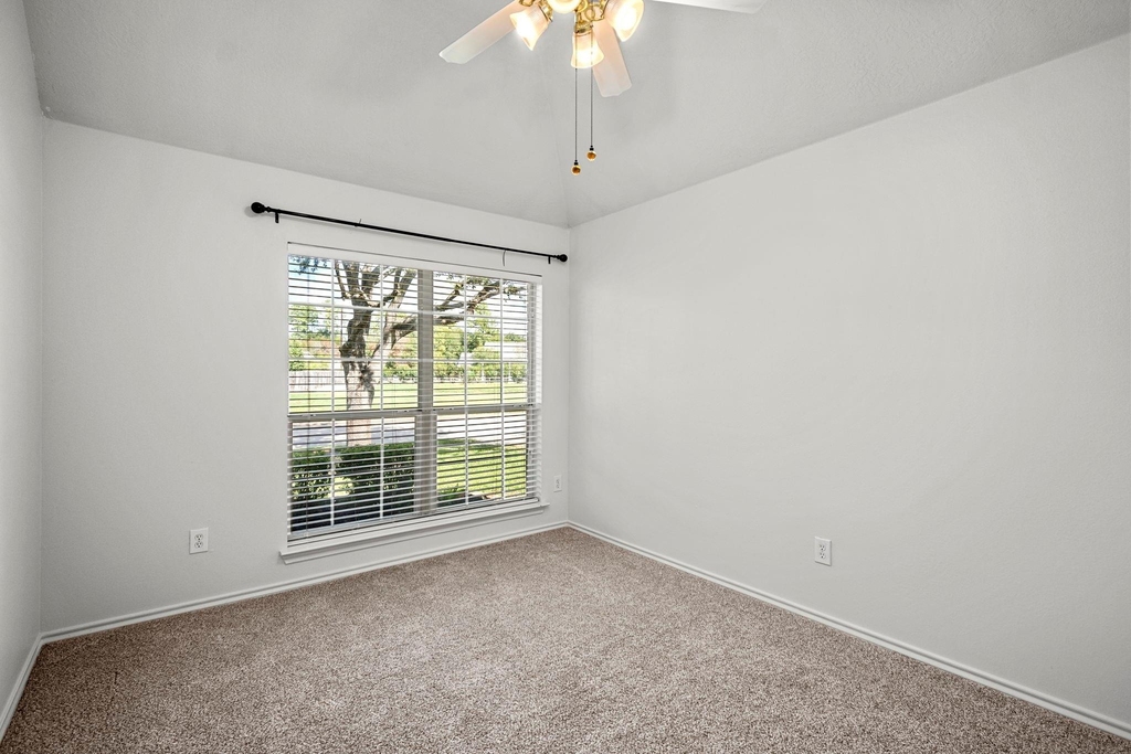 9907 Brandywood Circle - Photo 17