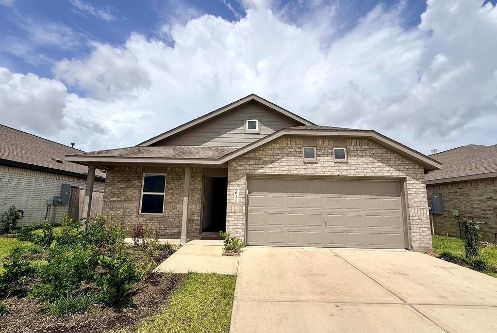 6611 Water Oak Green Lane - Photo 0