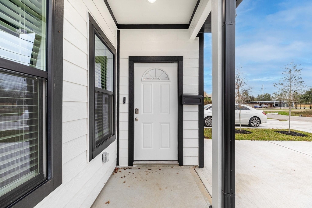 4661 Clover Street - Photo 1