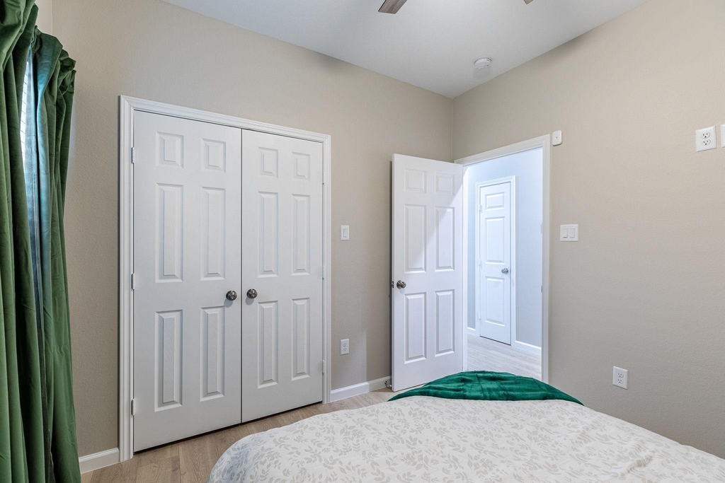 4661 Clover Street - Photo 12