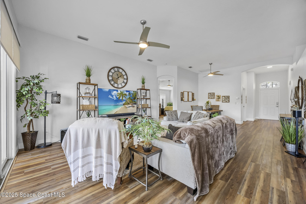 1785 Ficus Point Drive - Photo 14