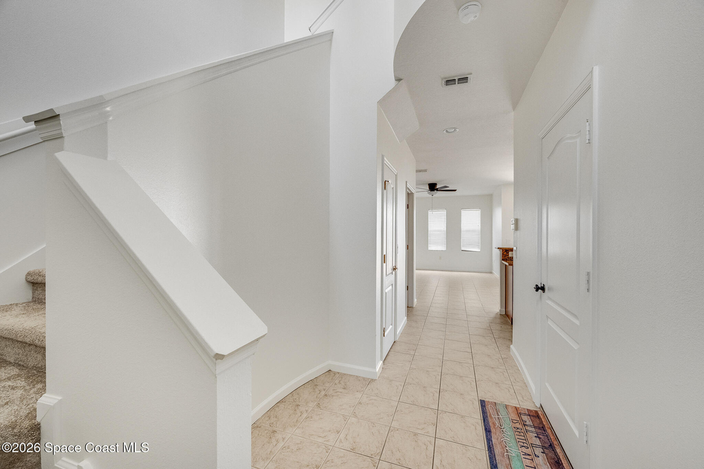 733 Ventura Drive - Photo 5