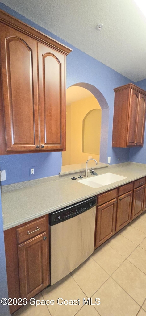 1576 Peregrine Circle - Photo 9
