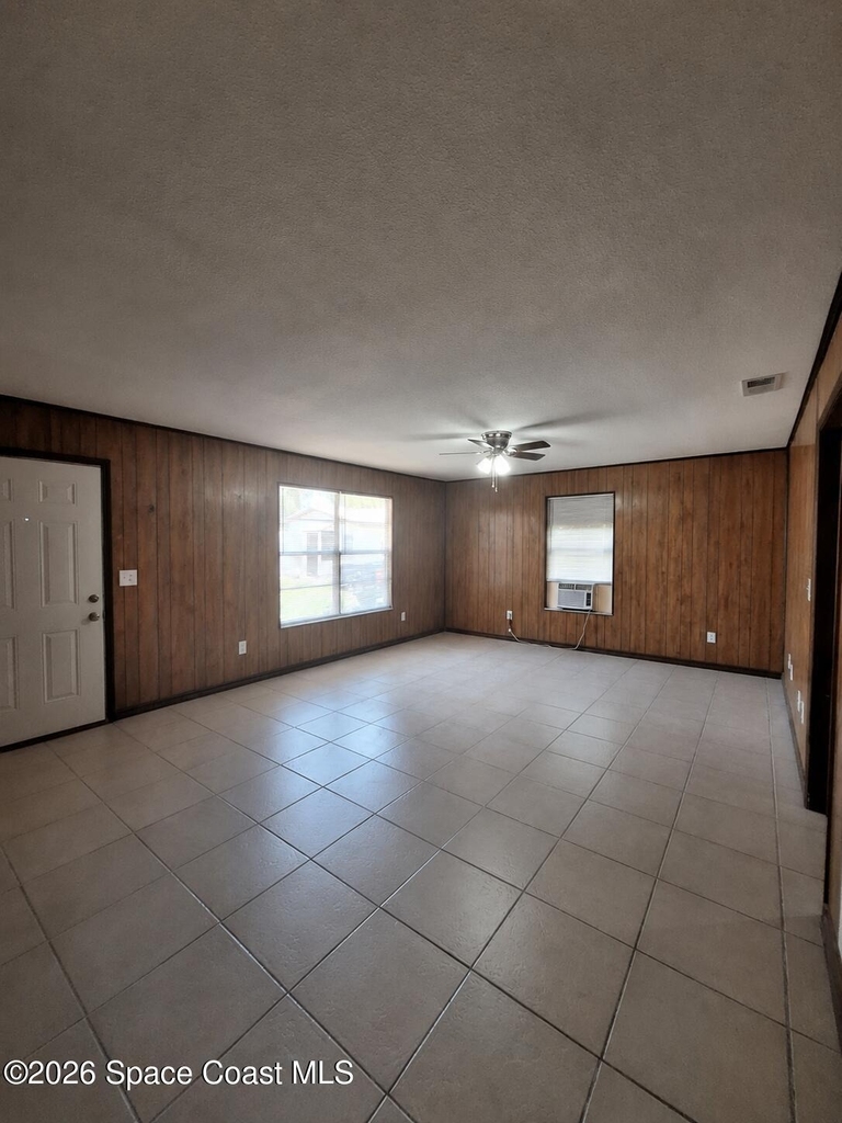 246 Jepson Street - Photo 6