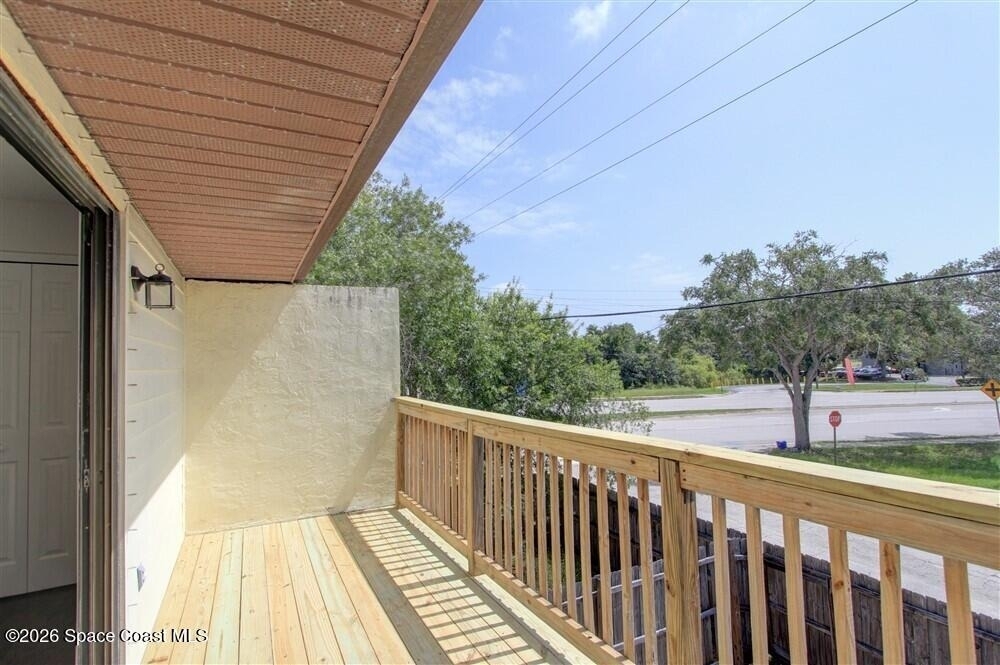 283 E Towne Place - Photo 20