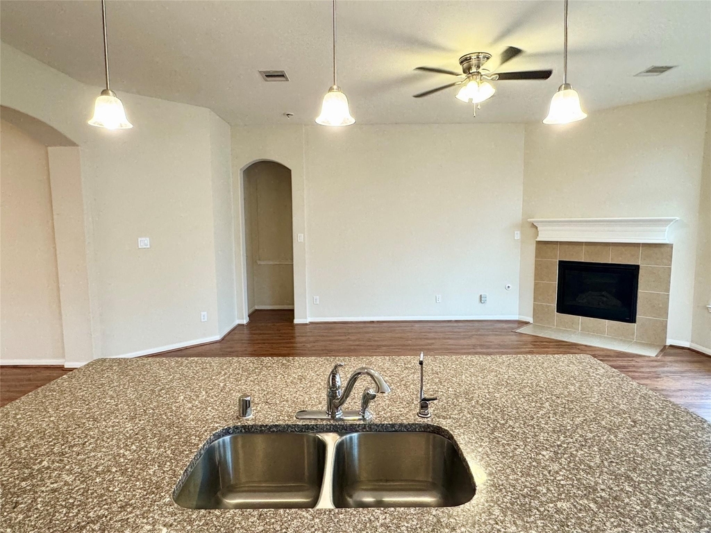 26934 Churchill Gate - Photo 14