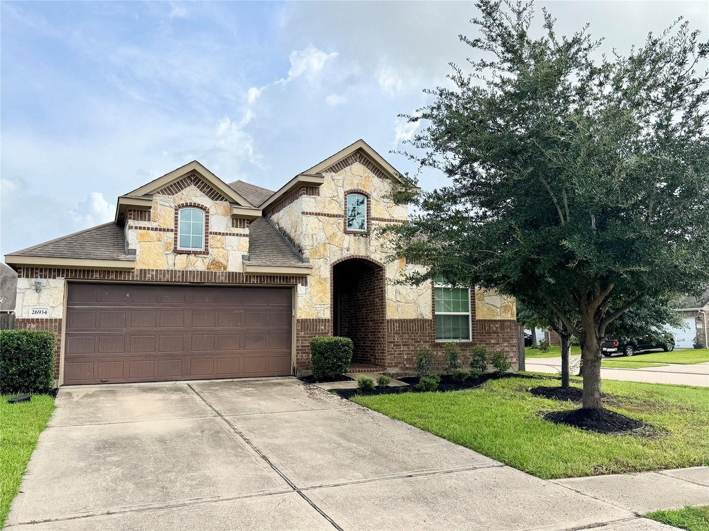 26934 Churchill Gate - Photo 0