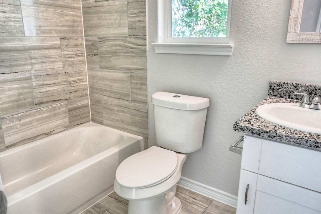 9810 Arbor Oak - Photo 17