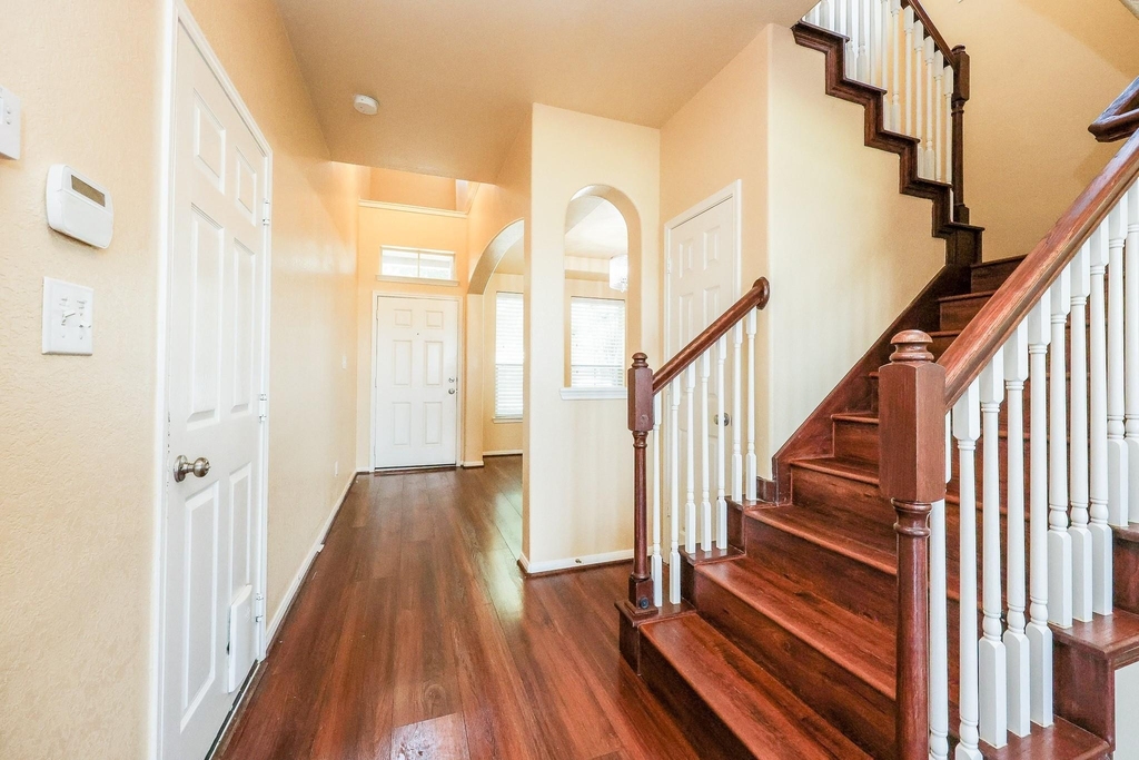 20130 Emerald Mountain Drive - Photo 2