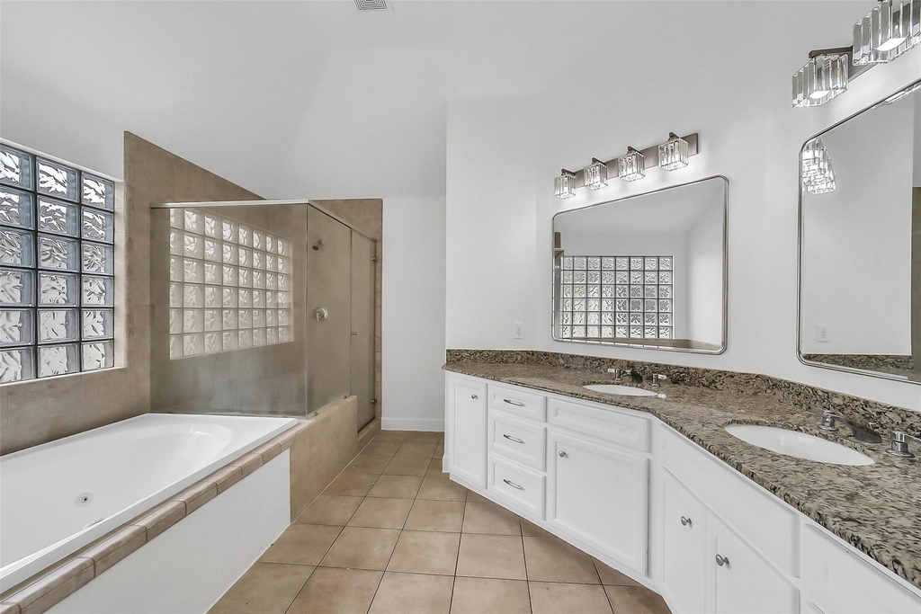 650 Westcross Street - Photo 29