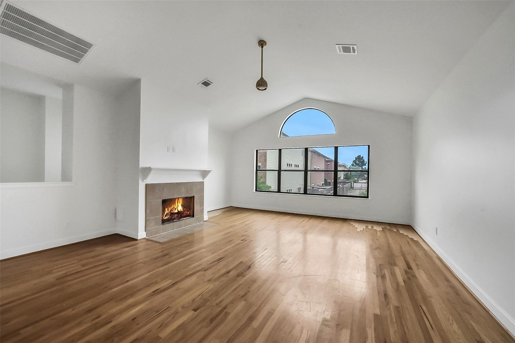 650 Westcross Street - Photo 25