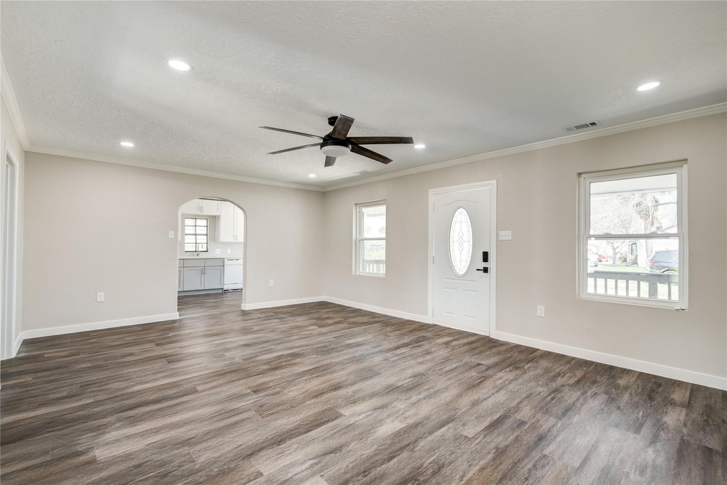 418 S Kansas Street - Photo 28