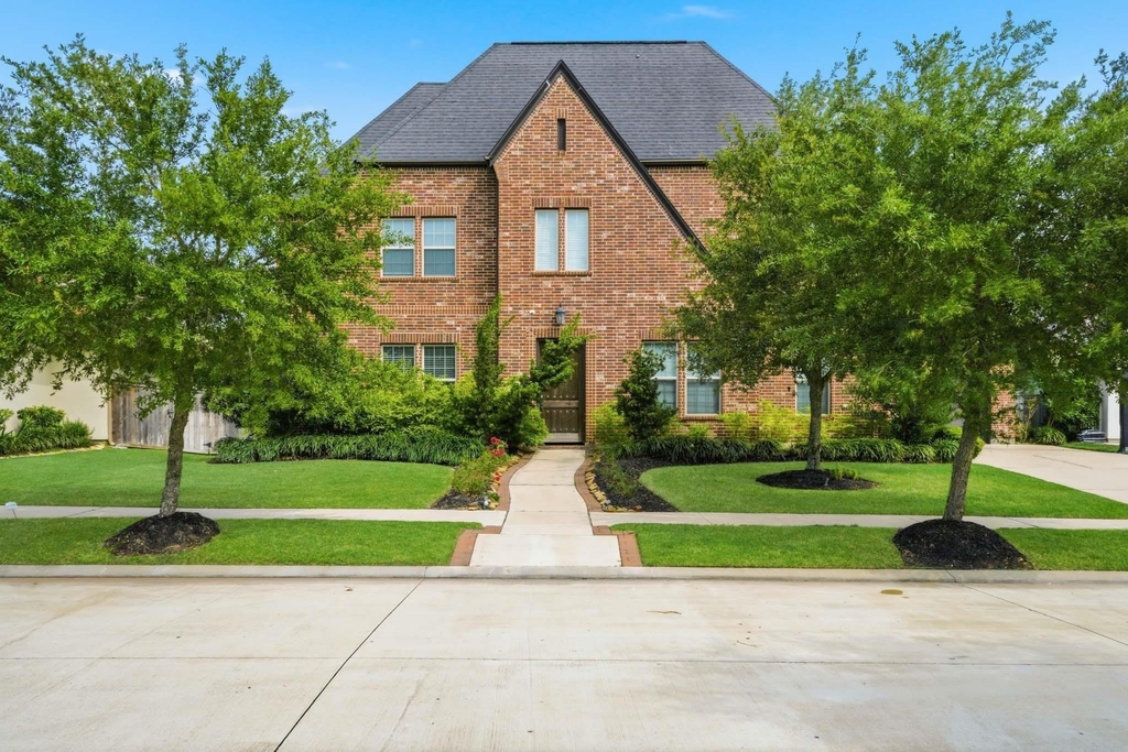 5735 Genoa Springs Lane - Photo 0