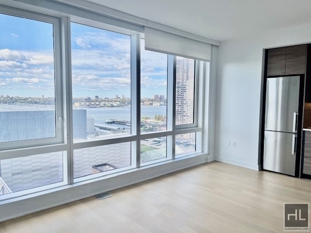 West 38th Street - Photo 0