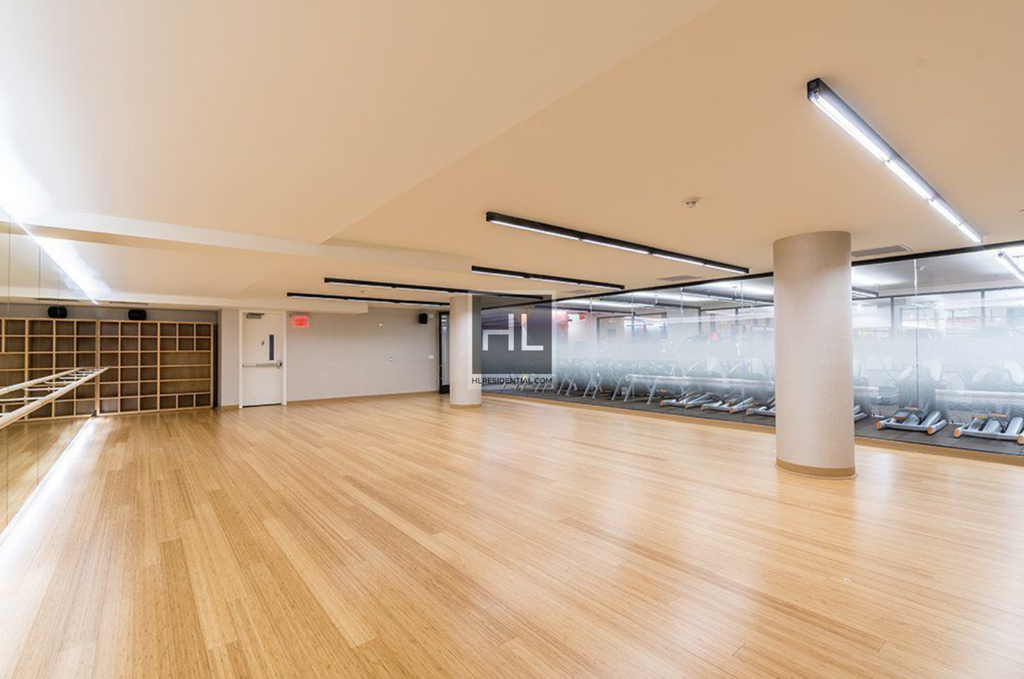 West 57th Street - Photo 10
