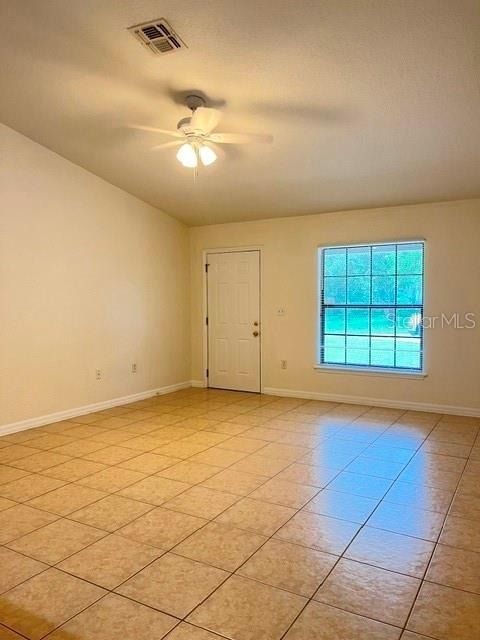 733 E Indiana Avenue - Photo 3