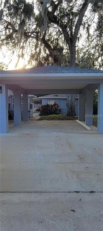 340 Tropical Ln - Photo 2
