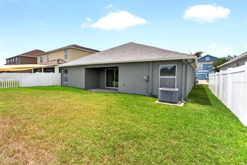 13128 Royal Pines Avenue - Photo 3