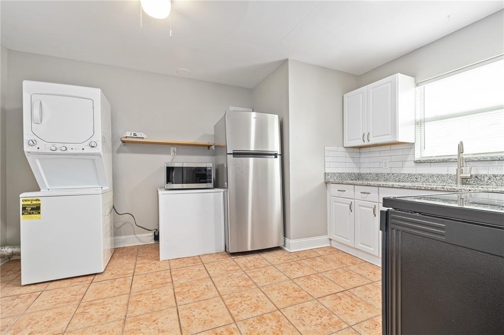 917 30th Avenue N - Photo 7