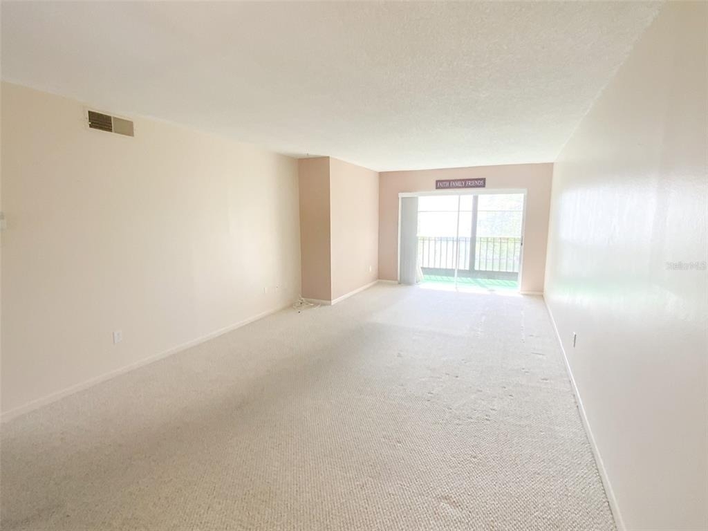 1370 Heather Ridge Boulevard - Photo 7