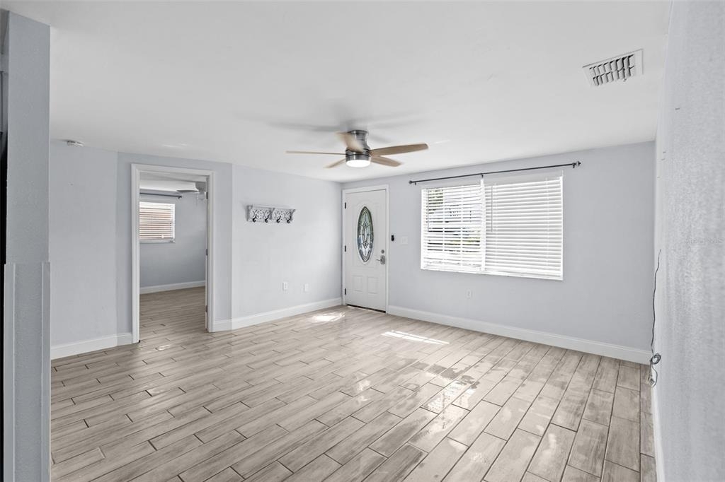 13916 Sommers Avenue - Photo 3