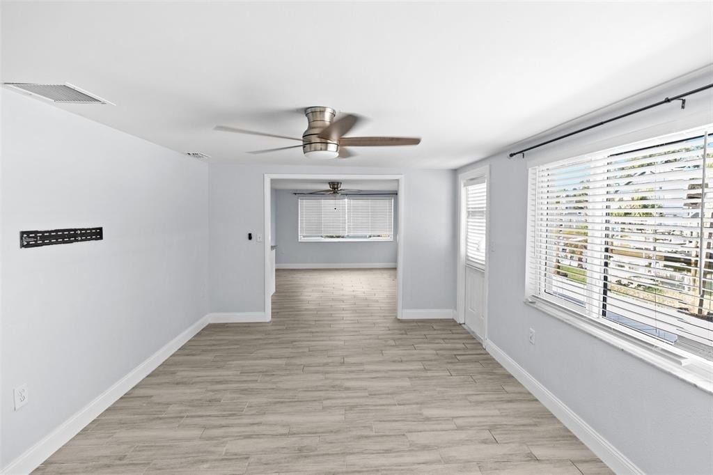 13916 Sommers Avenue - Photo 12