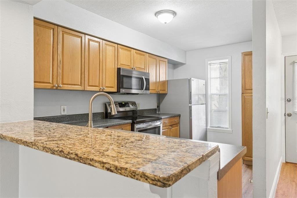 11325 Stratton Park Drive - Photo 3