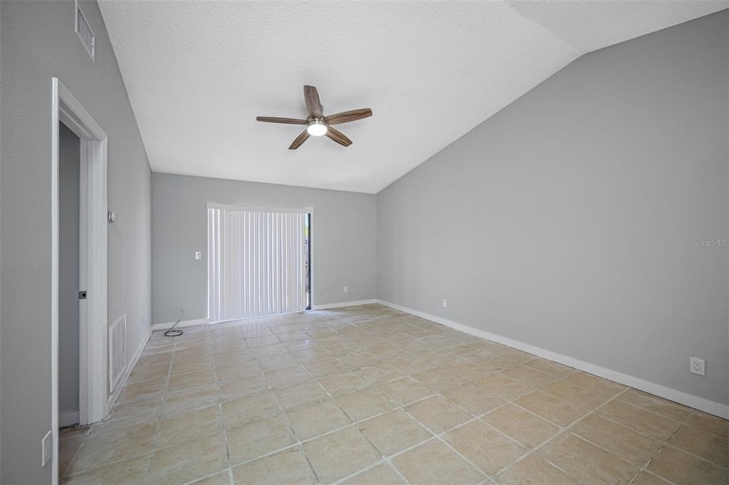 501 St. Michaels Way - Photo 6