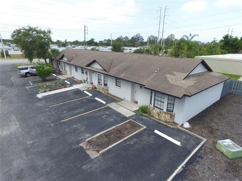 501 St. Michaels Way - Photo 1