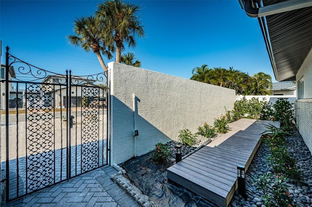 510 55th Avenue - Photo 11