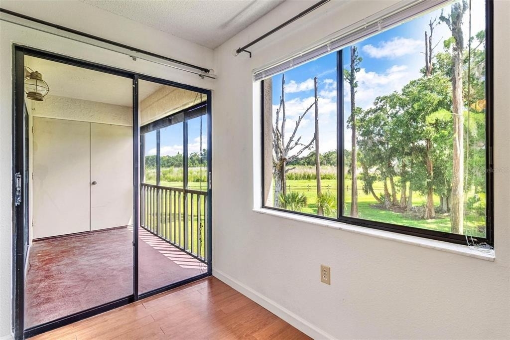 108 Woodlands Court - Photo 13