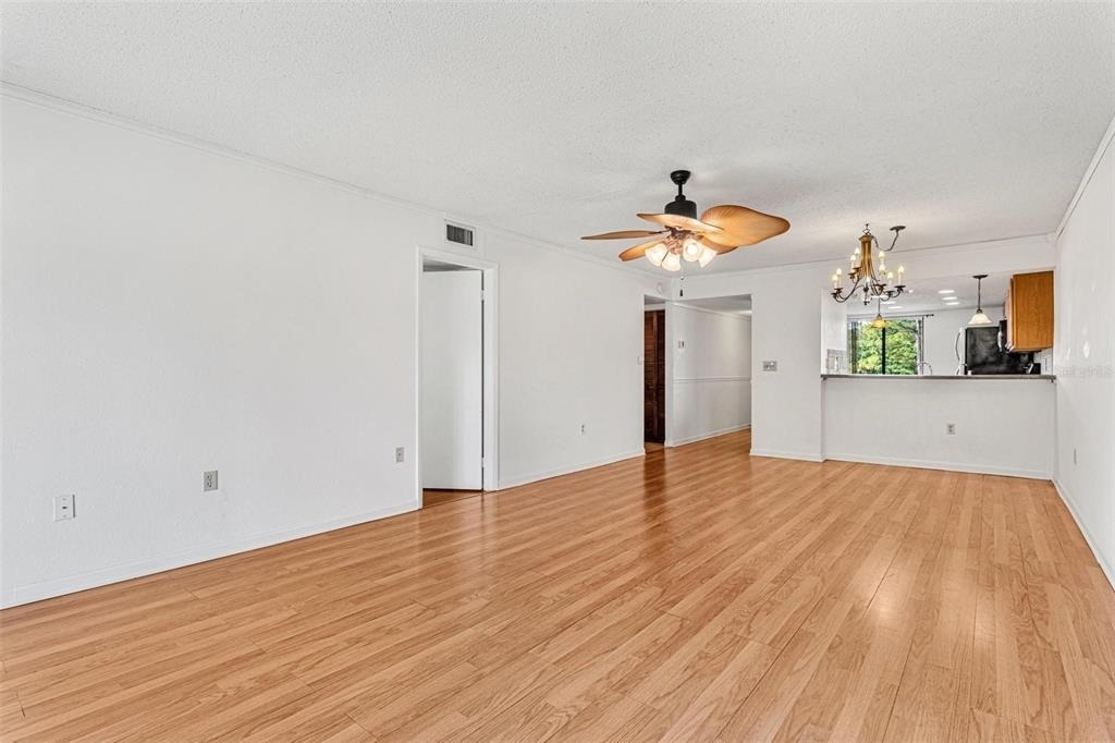 108 Woodlands Court - Photo 6