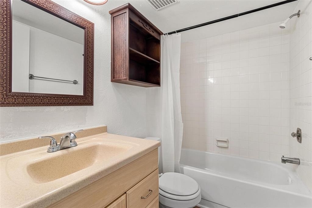108 Woodlands Court - Photo 8