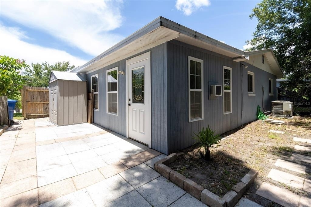 3018 19th Place - Photo 23