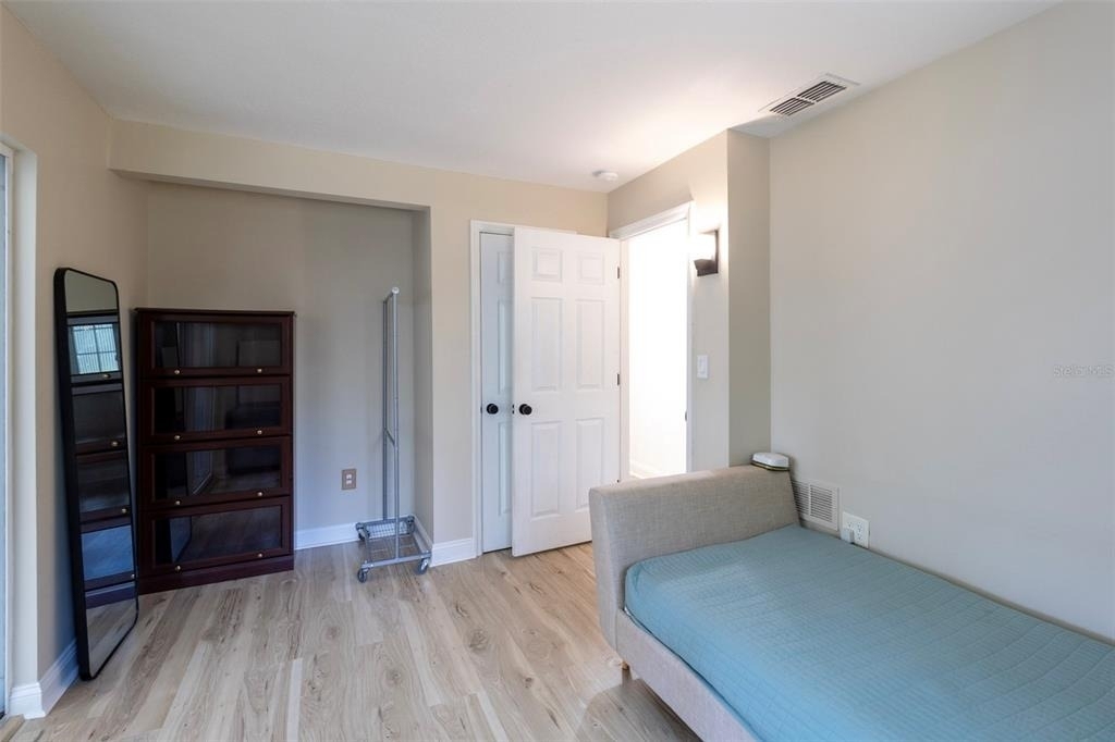 3018 19th Place - Photo 19