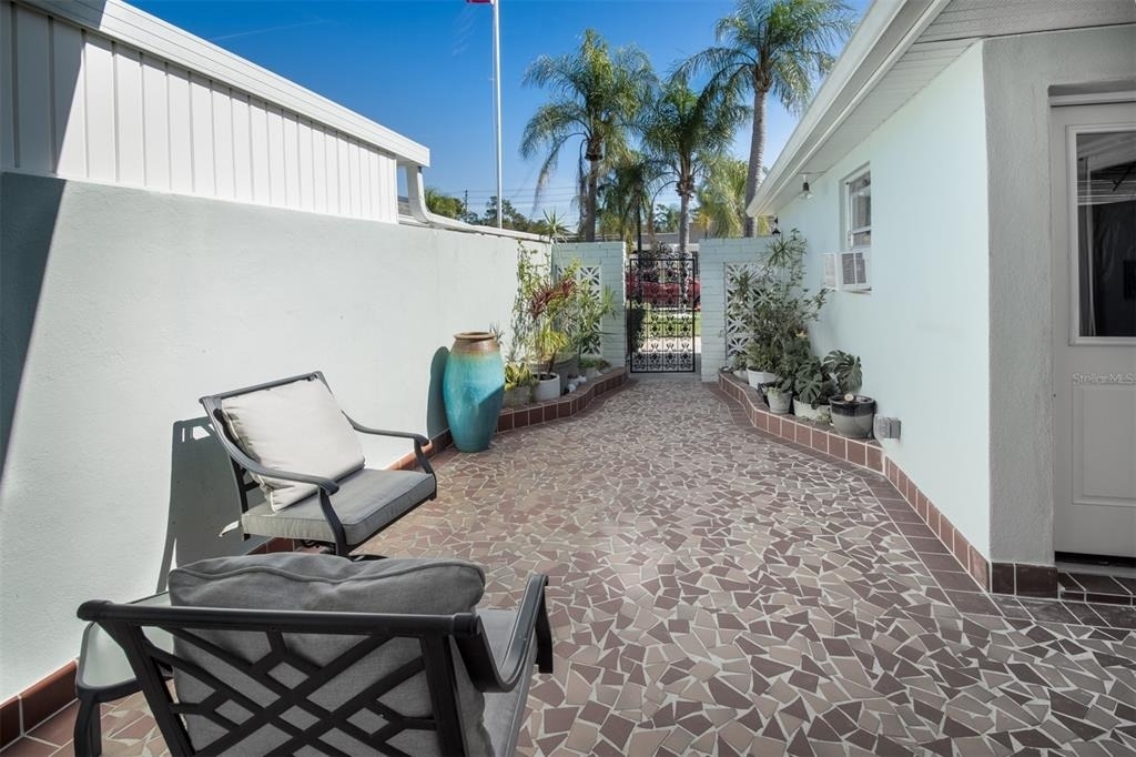 128 Boca Ciega Point Boulevard N - Photo 5