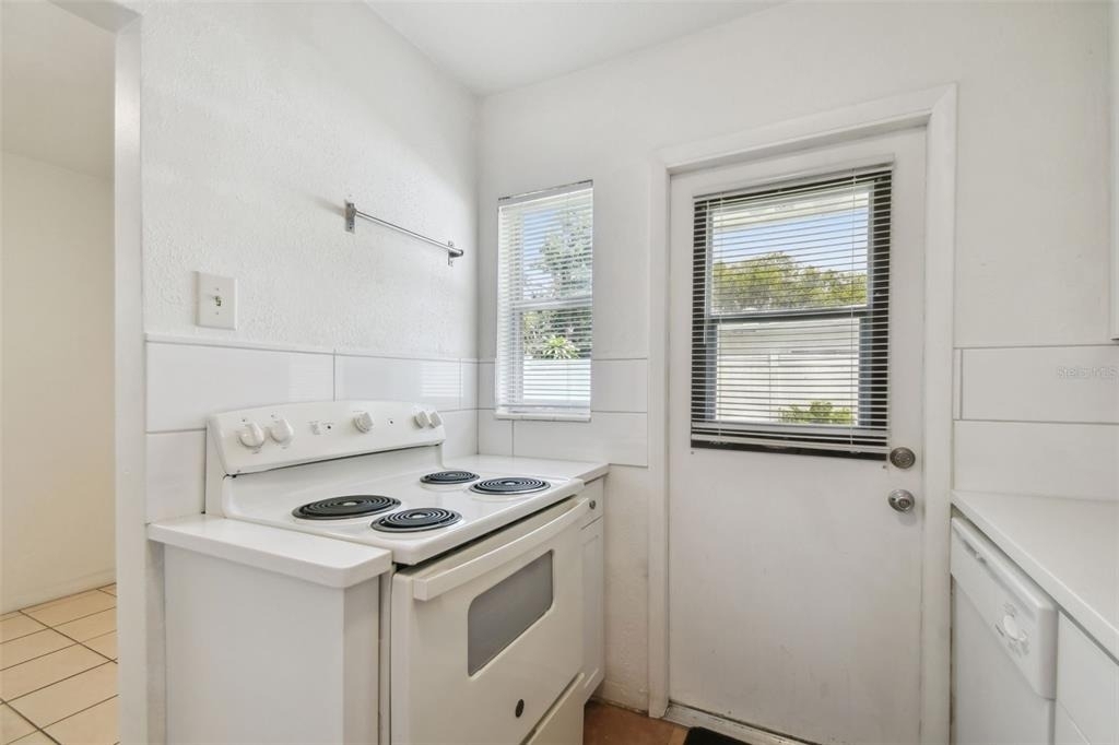 3808 S Grady Avenue - Photo 16