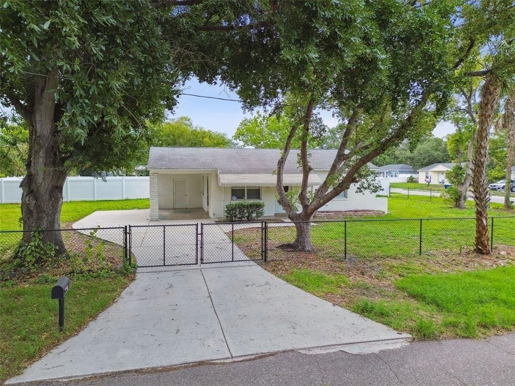 3808 S Grady Avenue - Photo 2