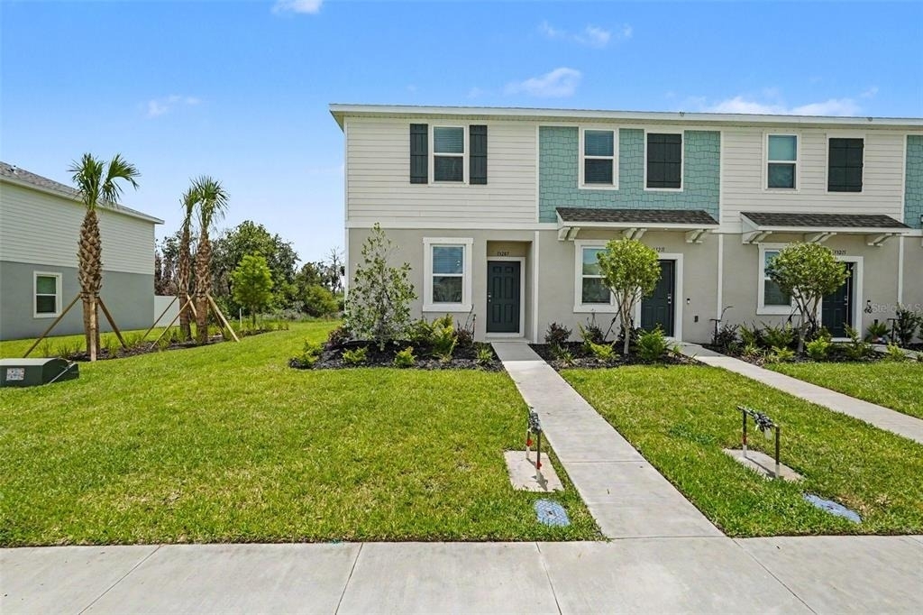 13207 Forge Avenue - Photo 0