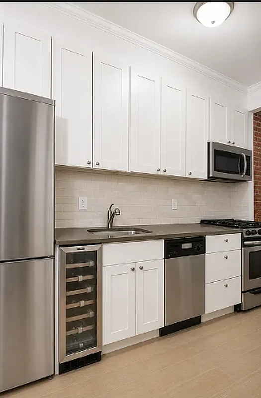  West 21st Street - Photo 8