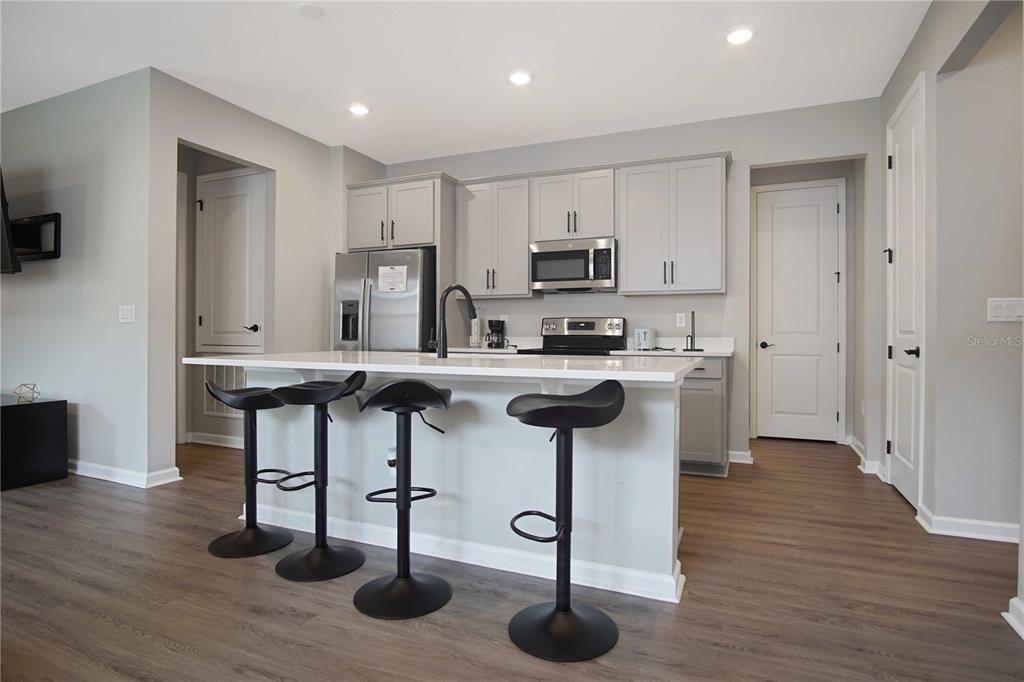 832 Blue Creek Drive - Photo 3