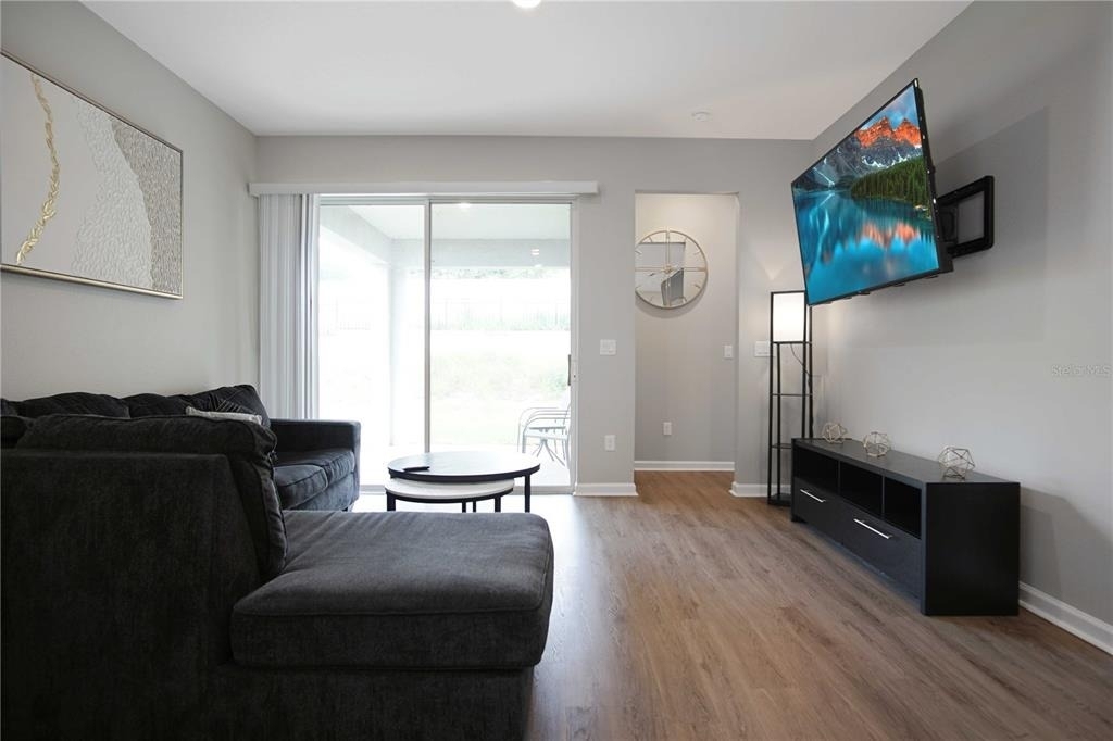 832 Blue Creek Drive - Photo 10