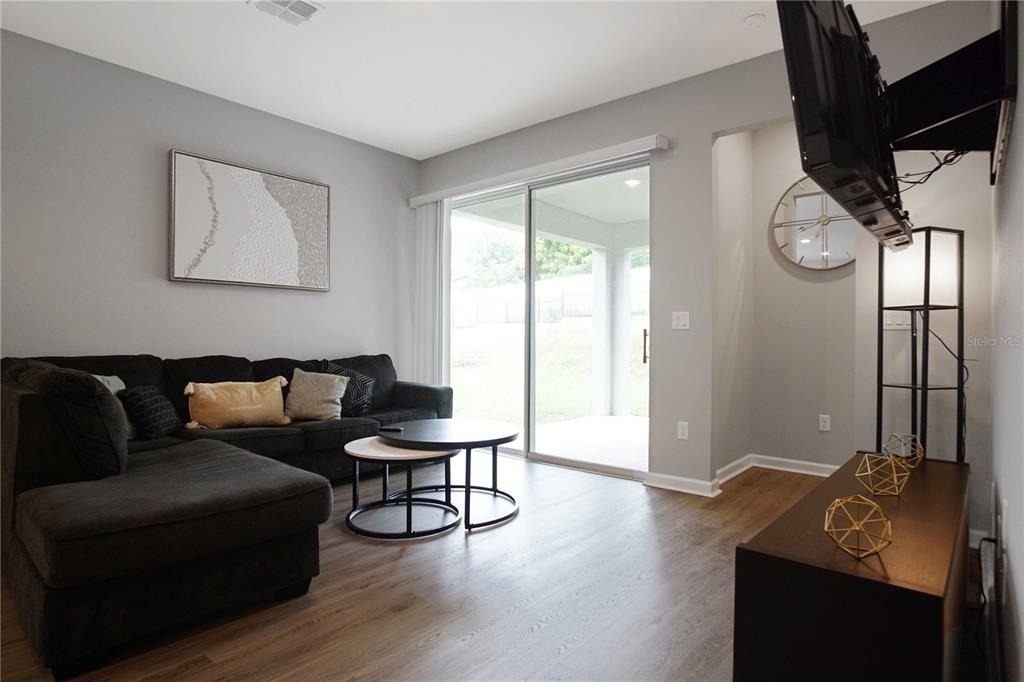 832 Blue Creek Drive - Photo 11