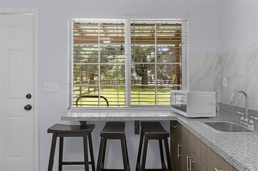 400 Nw 80th Avenue - Photo 48